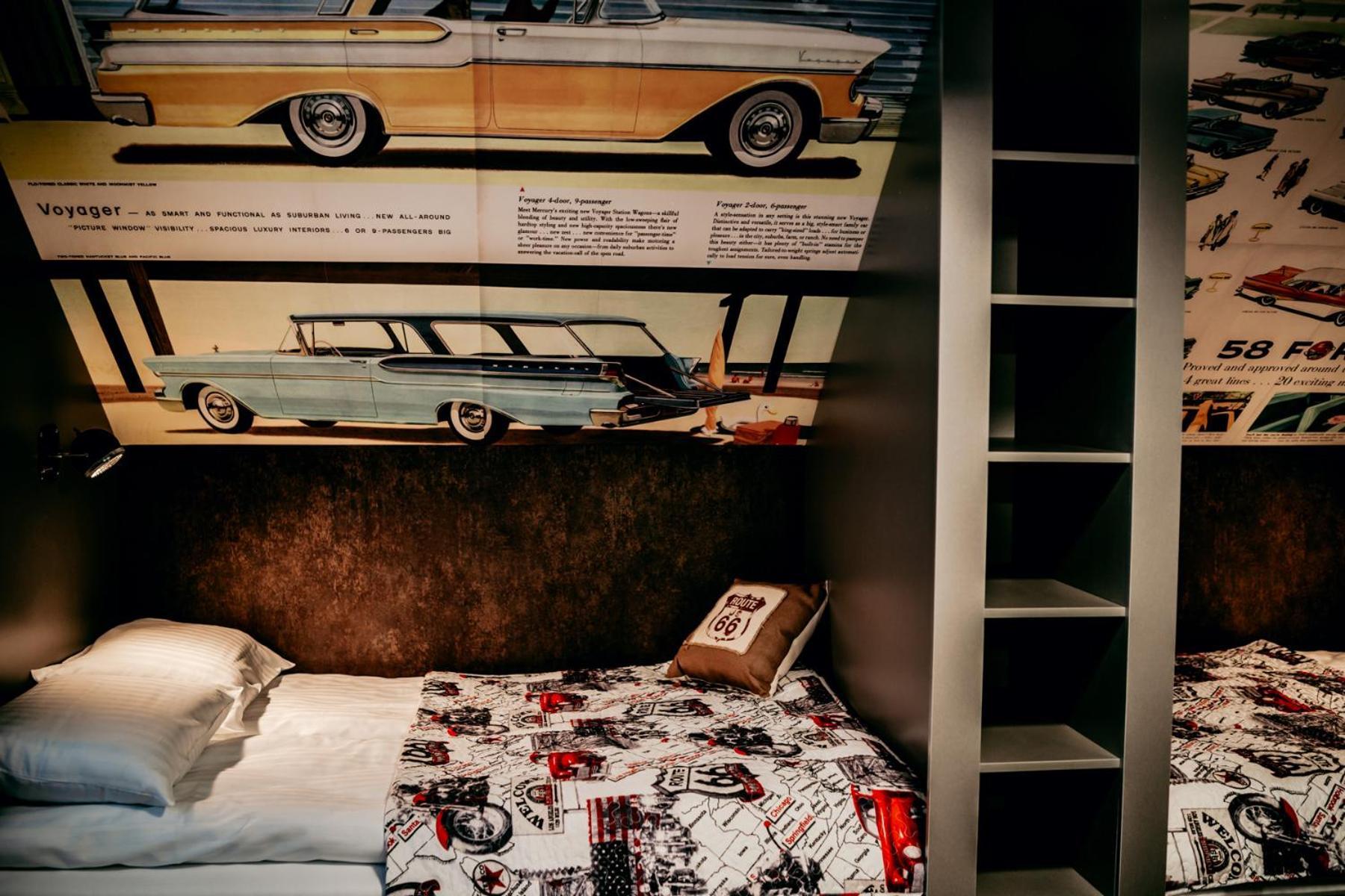 Jantarvia Car Museum , Pasja I Wypoczynek Noclegi Z Klimatem Eksteriør billede